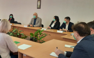 Prospects for the development of the infrastructure of the Pochep district in terms of the development of the Pochep branch were discussed during the visit of Nikolai Valuev State Duma deputy from the Bryansk region. 